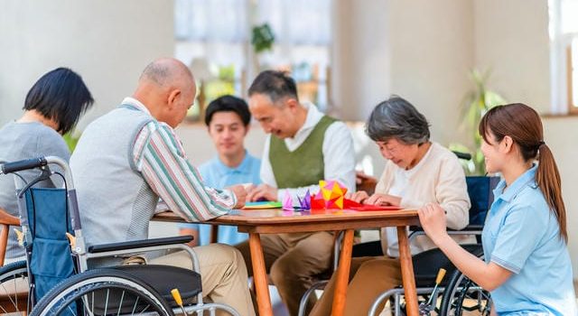 介護士の知られざる真実と転職成功の秘密